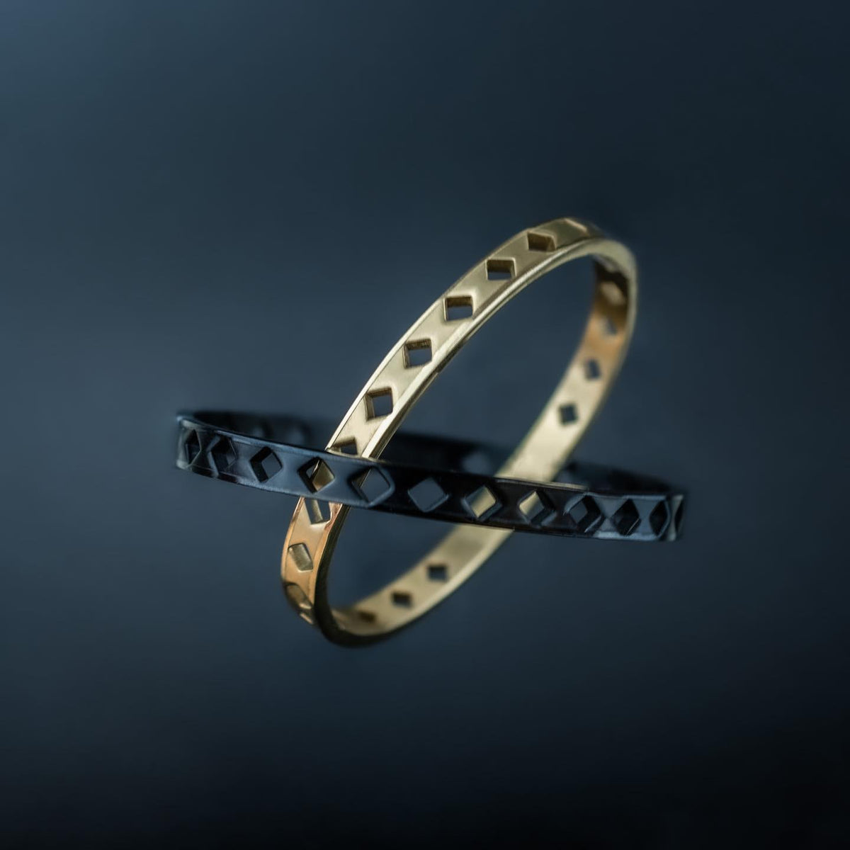 The Holy Bracelet - Black