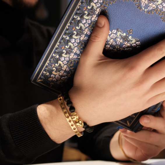 The Holy Bracelet - Gold