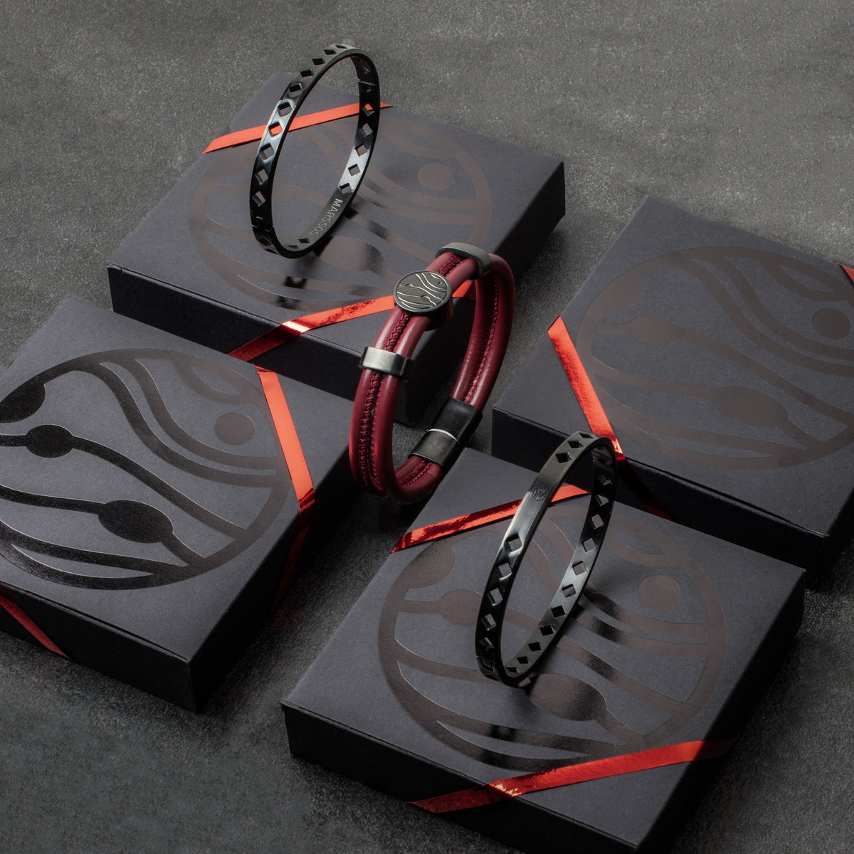 The Rune Bracelet - Red - Marssos